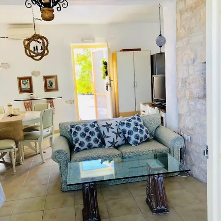 Вилла Filizi-naousa Cycladic House *