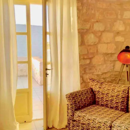 Villa Filizi-naousa Cycladic House *